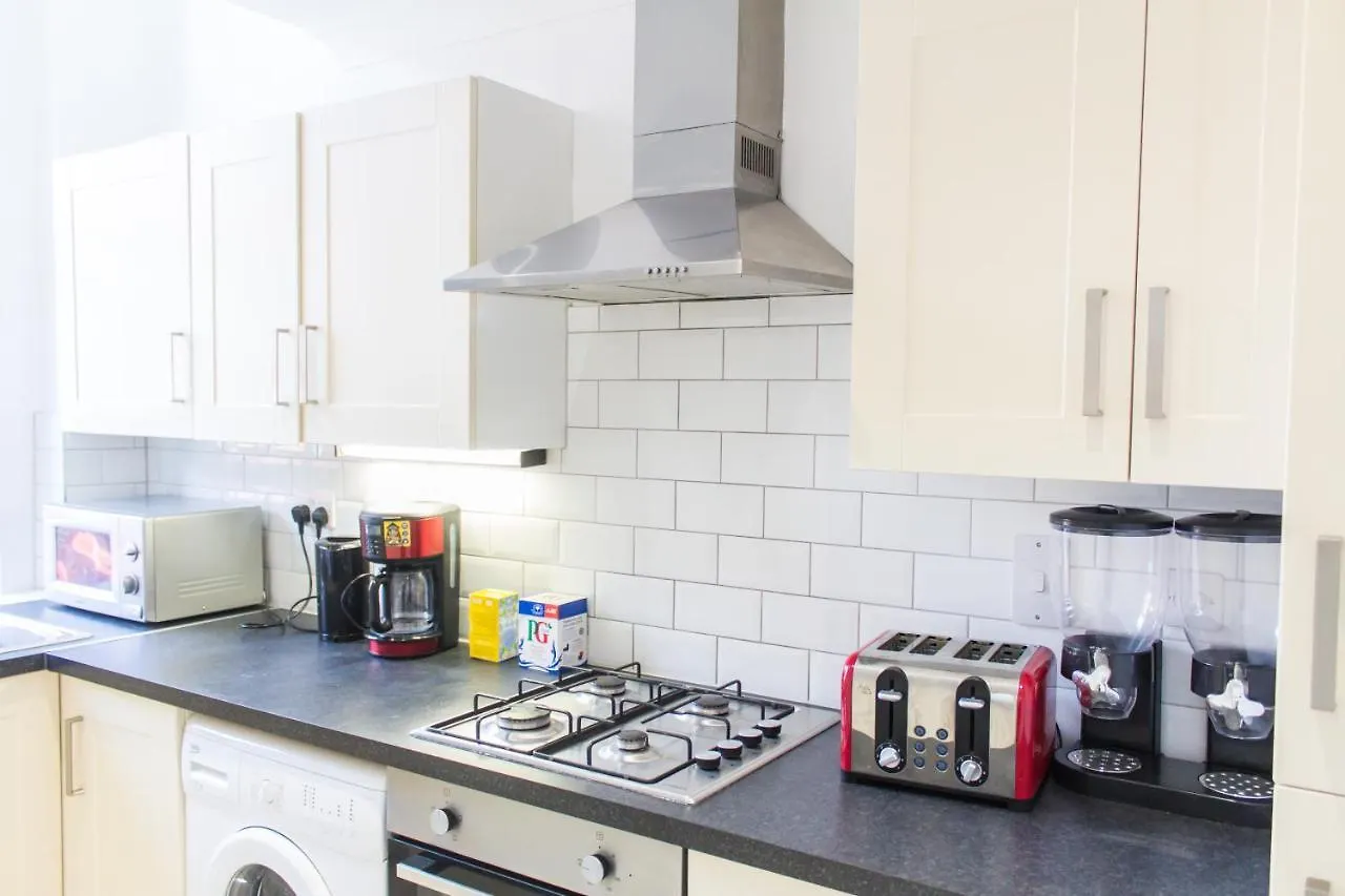 Aparthotel Mansion House With Spacious Apartments Close To Excel London And Canarywharf