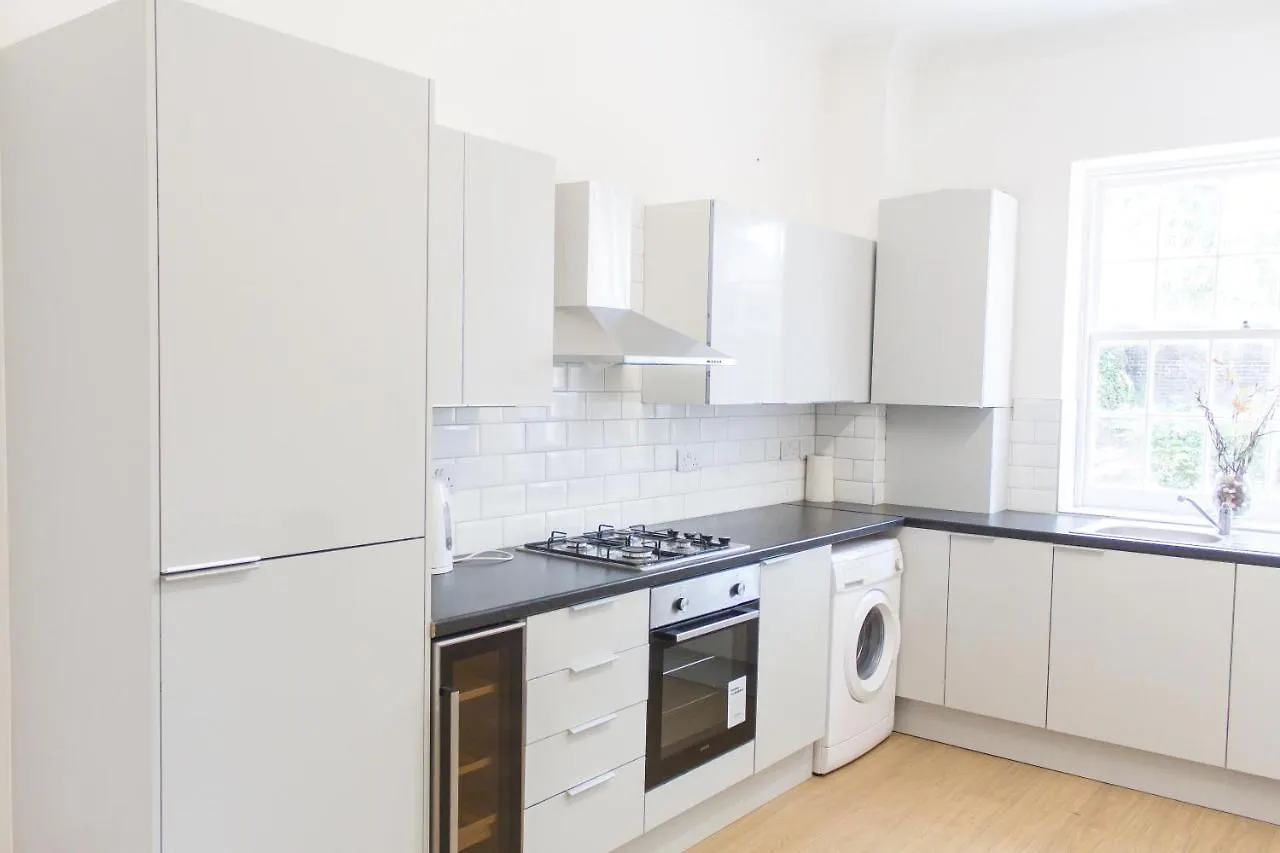Mansion House With Spacious Apartments Close To Excel London And Canarywharf 0*,  United Kingdom