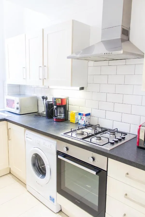 Aparthotel Mansion House With Spacious Apartments Close To Excel London And Canarywharf