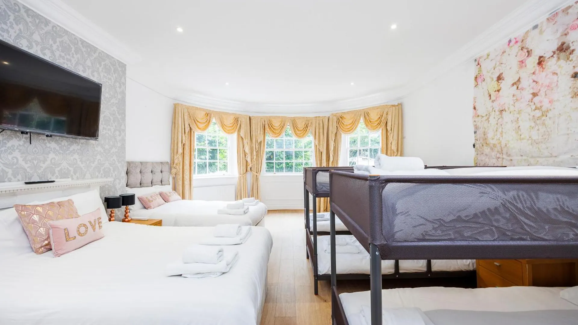Mansion House With Spacious Apartments Close To Excel London And Canarywharf 0*,  United Kingdom