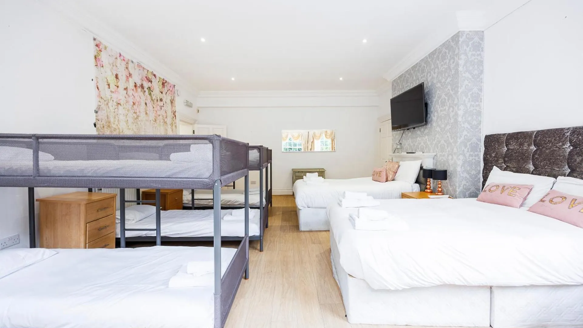 Mansion House With Spacious Apartments Close To Excel London And Canarywharf 0*,  United Kingdom