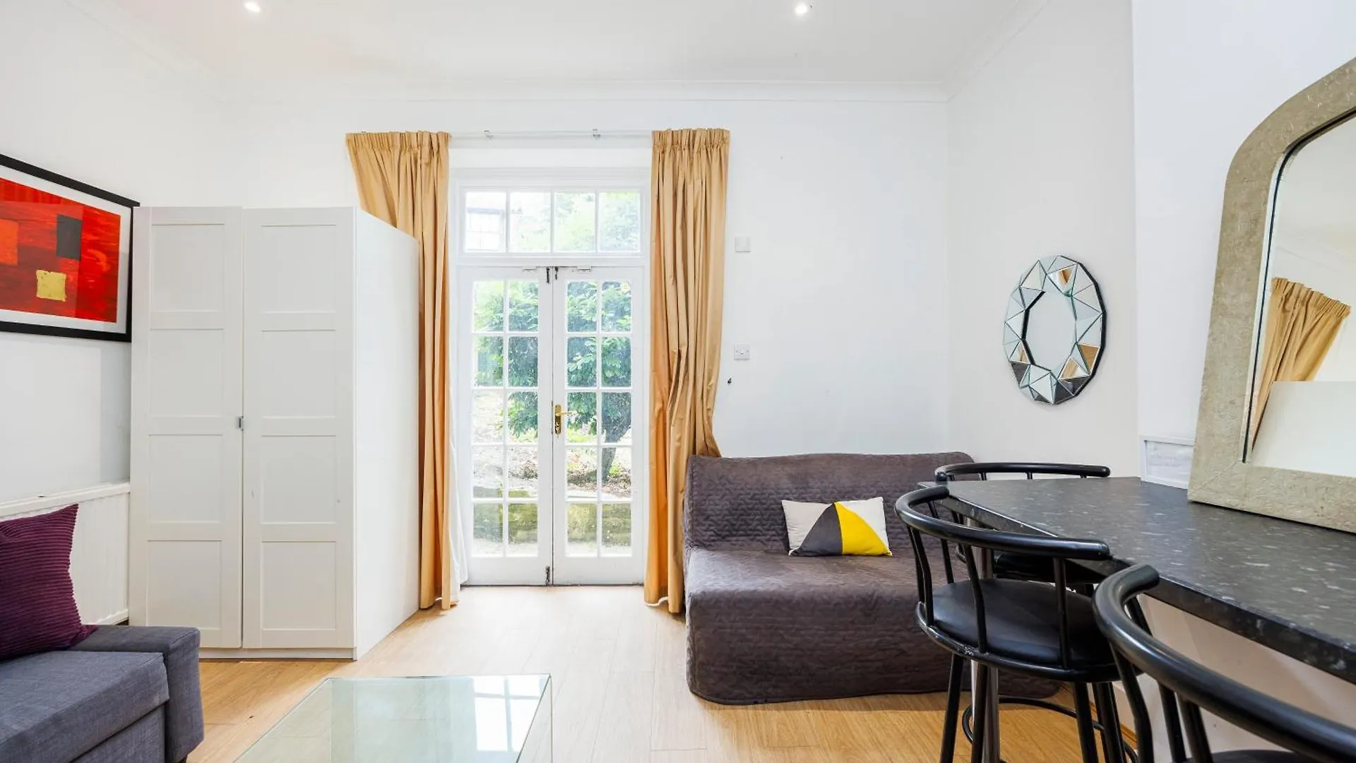 Aparthotel Mansion House With Spacious Apartments Close To Excel London And Canarywharf United Kingdom