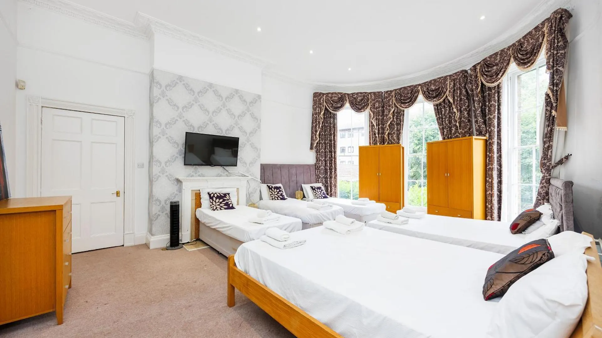Mansion House With Spacious Apartments Close To Excel London And Canarywharf Aparthotel