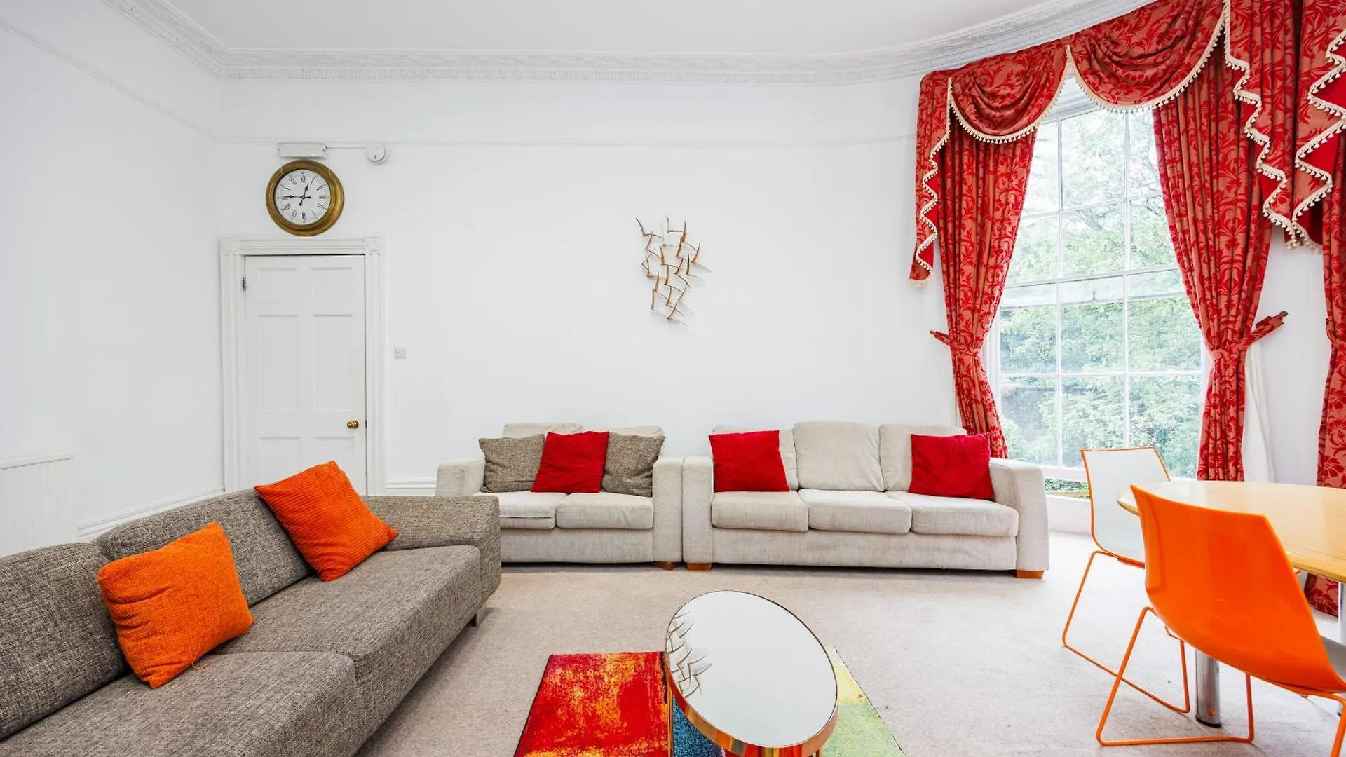 Aparthotel Mansion House With Spacious Apartments Close To Excel London And Canarywharf